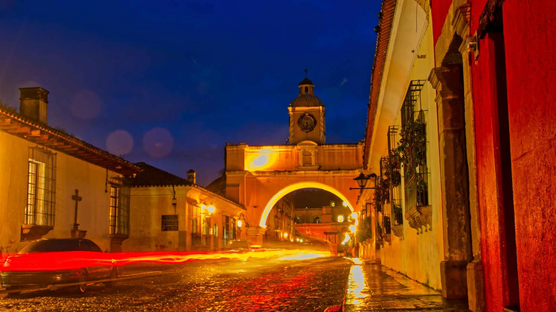 Calle del Arco during the night in the heart of La Antigua, Guatemala.
