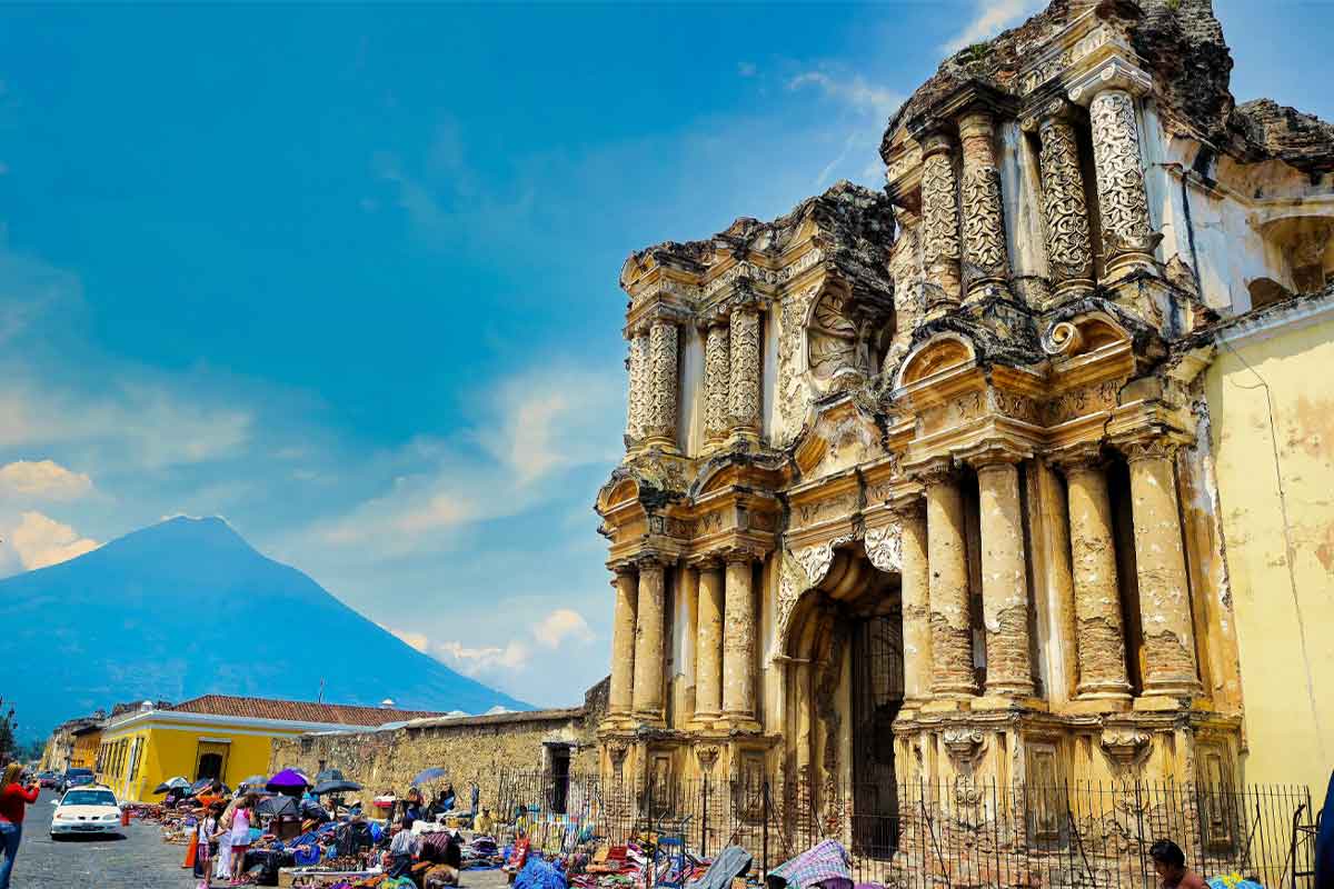 Ruinas del Carmen in La Antigua Guatemala.