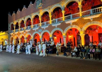 Mérida Vacation Package evening cultural performance at Independence Square in Mérida, Yucatán