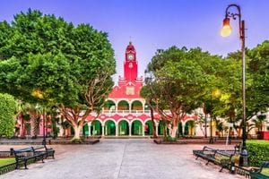 Historic plaza in Mérida, Yucatán, home of Martsam Travel’s Mexico office.